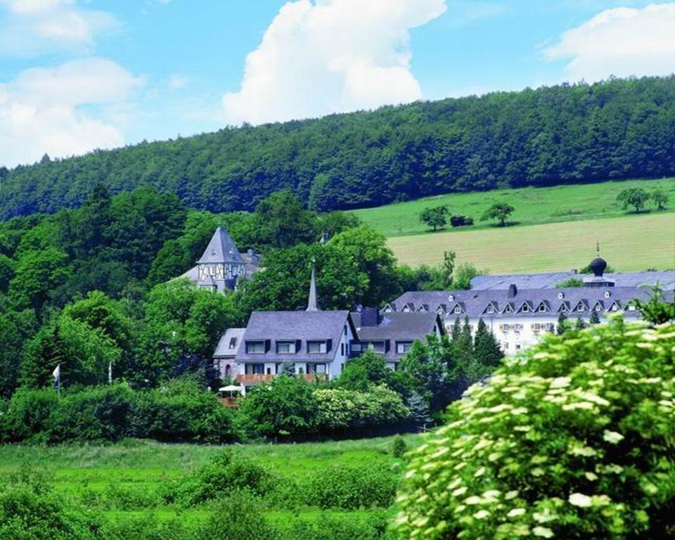 Landhotel Am Schloss NeuNeuandreasberg Buitenkant foto